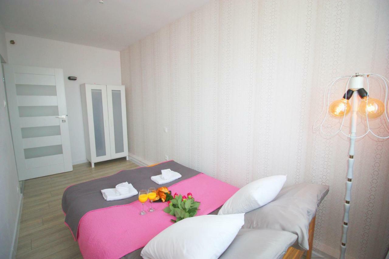 Niebianski Apartament Rzeszów Εξωτερικό φωτογραφία