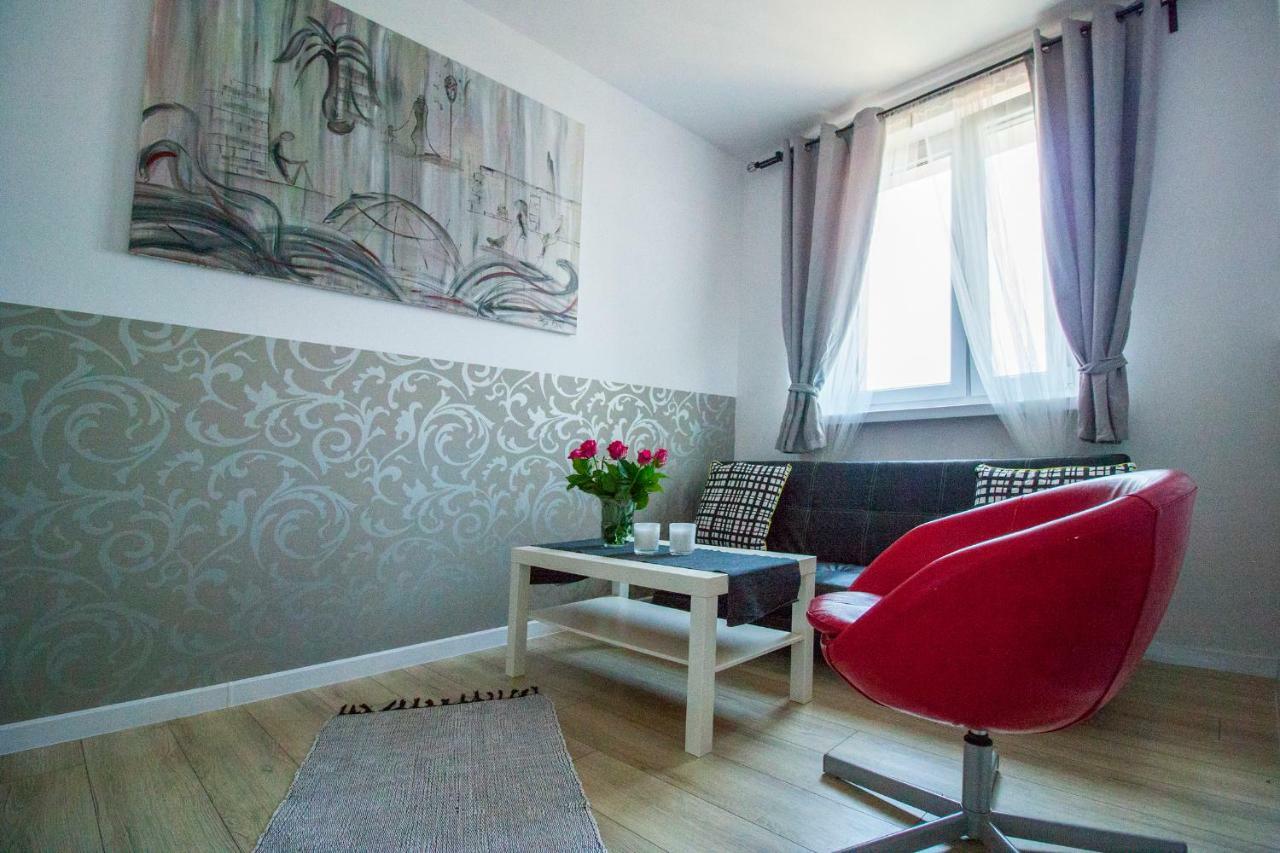 Niebianski Apartament Rzeszów Εξωτερικό φωτογραφία